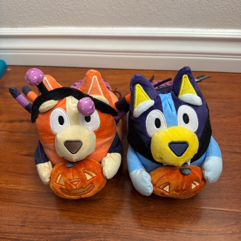 Bluey And Bingo Slippers Halloween Size 9-10